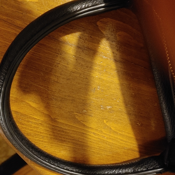 Madison Handbag - Picture 5 of 11